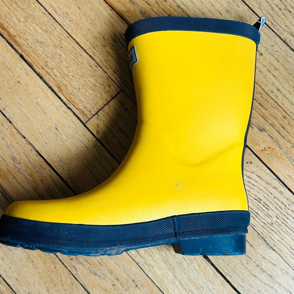 Hatley Matte Yellow Waterproof Rain Boots PVC-Free Rubber Kids 3